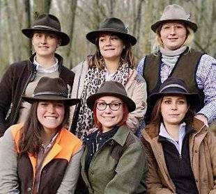 La Revue Nationale de La Chasse 860 Six épicuriennes à la chasse