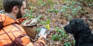 La Revue Nationale de La Chasse 866 420 000 nationaux et un enterrement