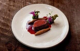 La Revue Nationale de La Chasse 923 Chevreuil rouge d'épices buewespaetzles de cèpes