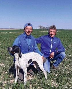 La Revue Nationale de La Chasse 934 Sia et Radjha au top