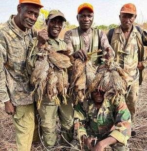 La Revue Nationale de La Chasse 935 Rencontre avec André Cassanet, directeur de l'agence Chasses et Pêches lointaines