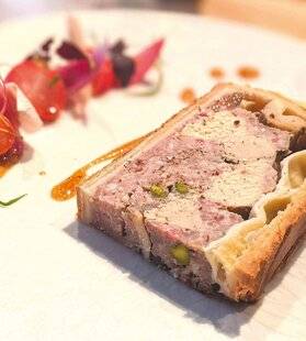 La Revue Nationale de La Chasse 937 LE PÂTÉ EN CROÛTE DE LIÈVRE,PORC ET PISTACHES