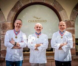 La Revue Nationale de La Chasse 939 Tourte de gibier en Alsace