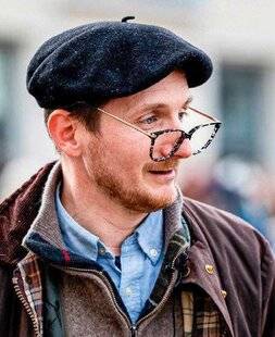 La Revue Nationale de La Chasse 939 VIVRE CACHÉ ?