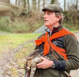 La Revue Nationale de La Chasse 940 FAUTE DE SARCELLES, ON MANGE DES BÉCASSES