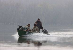 La Revue Nationale de La Chasse 941 ROUMANIE : LES AILES DU DANUBE