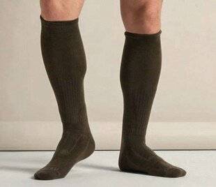 La Revue Nationale de La Chasse 942 SOUS-PROTECTION DIVINE