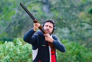 La Revue Nationale de La Chasse 944 CET ÉTÉ, LE BALL-TRAP, C'EST À L'ACIER !