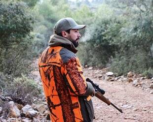 La Revue Nationale de La Chasse 945 LE TEXTILE ET LE CHAUSSANT