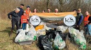 La Revue Nationale de La Chasse 945 « J'aime la nature propre » : les jeunes font le grand ménage !