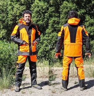 La Revue Nationale de La Chasse 947 PARÉ POUR LA TRAQUE !