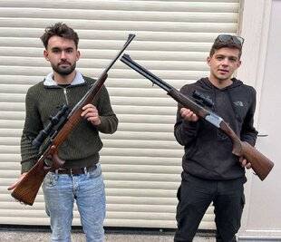 La Revue Nationale de La Chasse 947 LES DEUX FONT LA PAIRE