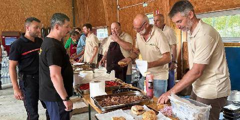 La Revue Nationale de La Chasse 949 Solidarité dans les Landes