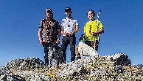 La Revue Nationale de La Chasse 949 Comptage dans les Alpes du Sud pour les jeunes chasseurs des Bouches-du-Rhône
