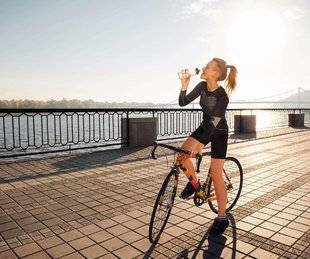 Vital 37 TOUTES EN SELLE ou la tendance du vélo de route !