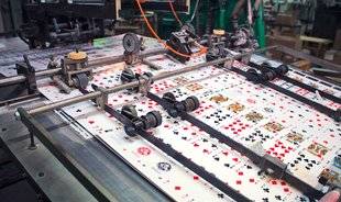 Les Veillées des Chaumières 3377 Les cartes Grimaud font un carton !