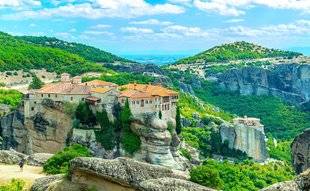 Les Veillées des Chaumières 3379 Varlaam une oasis spirituelle en Grèce