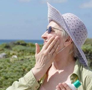 Les Veillées des Chaumières 3482 Comment bien préparer sa peau au soleil