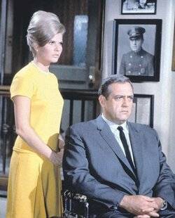 Les Veillées des Chaumières 3660 Un flic de choc en fauteuil roulant