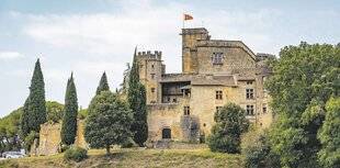 Les Veillées des Chaumières 3661 Lourmarin, le premier château Renaissance de Provence