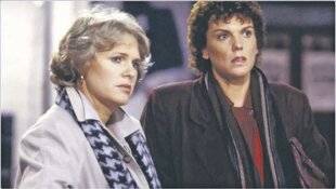 Les Veillées des Chaumières 3670 La première série féministe