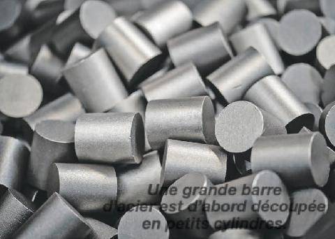 Les Veillées des Chaumières 3683 Fabricant de boules de pétanque Il va droit au but !