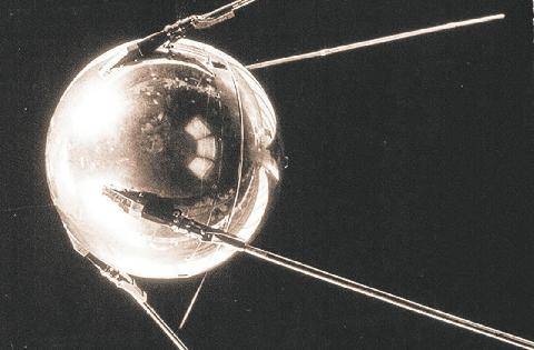 Les Veillées des Chaumières 3684 Spoutnik Le doyen des satellites