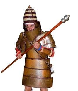 Guerres & Histoire 80 DES CHERCHEURS TESTENT LES ARMURES MYCÉNIENNES