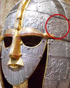 Guerres & Histoire 85 Le fameux casque de Sutton Hoo aurait été fabriqué au Danemark