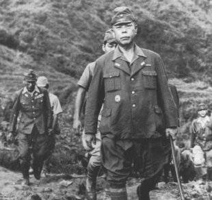 Guerres & Histoire 85 On lit souvent que les généraux et amiraux japonais étaient médiocres en stratégie comme en tactique. N'est-ce pas étonnant, vu leurs succès en 1941-1942 ? Armel Storez