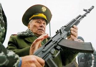 Guerres & Histoire 88 KALACHNIKOV, UNE ICÔNE SOVIÉTIQUE