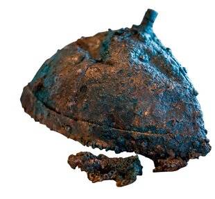 Guerres & Histoire 88 Protégeait la tête d'un soldat de la garnison au IXe ou au Xe siècle