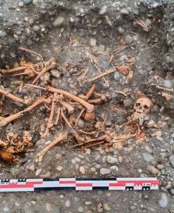 Guerres & Histoire 89 Permis d'exhumer un gibet du XVIe siècle