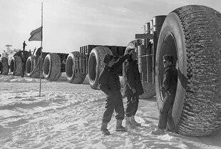 Guerres & Histoire 90 AVRIL 1946 : LES AMÉRICAINS VEULENT (ENCORE) ACHETER LE GROENLAND