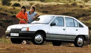 Auto Plus Classiques 74 Coup de foudre...