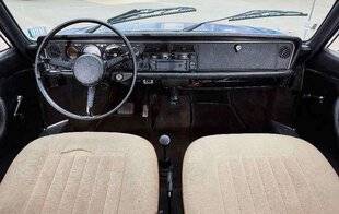 Auto Plus Classiques 75 À rotors et à raison