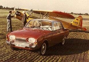 Auto Plus Classiques 82 Du Taunus à revendre