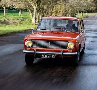 Auto Plus Classiques 82 Lada 1200 Break - Renault 12 Break