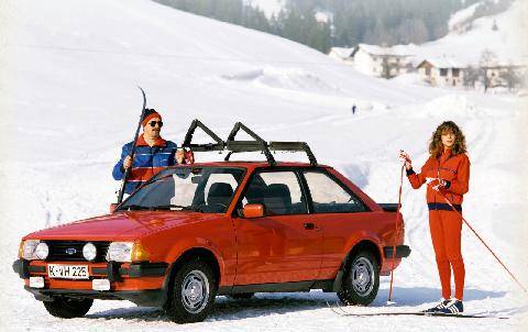 Auto Plus Classiques 86 Ford Escort MK3/4 (1980-1990)