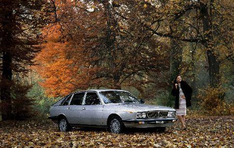 Auto Plus Classiques 87 Lancia Gamma Berlina« Fastback » familiale