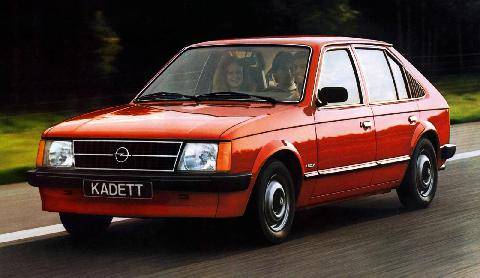 Auto Plus Classiques 87 KADETT « D » LA TRACTION, UNE BONNE IDÉE…