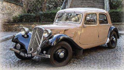 Auto Plus Classiques 87 Citroën Traction (1934-1957)