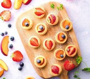 Gourmand 508 MINITARTELETTES PANNACOTTA AUX FRUITS FRAIS