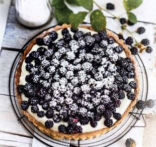 Gourmand 509 Tarte à la crème fouettée au mascarpone et mûres sauvages