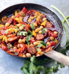 Gourmand 509 POÊLÉE DE POIVRONS AUX POIS CHICHES ET AU CHORIZO