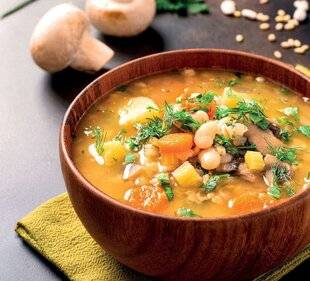 Gourmand 513 SOUPE DE LÉGUMES AUX HARICOTS BLANCS ET À L'ORGE