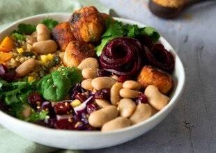 Gourmand 513 BUDDHA BOWL D'HIVER AUX HARICOTS TARBAIS