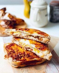 Gourmand 518 CROQUE AU POULET RÔTI