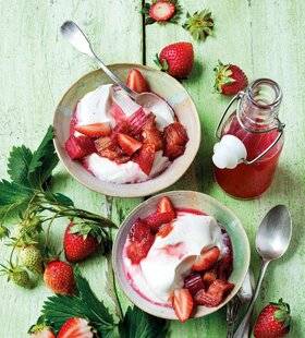 Gourmand 518 Fontainebleau à la fraise et à la rhubarbe confite