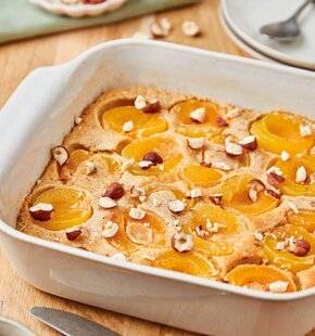 Gourmand 520 CLAFOUTIS AUX ABRICOTS ET AUX NOISETTES